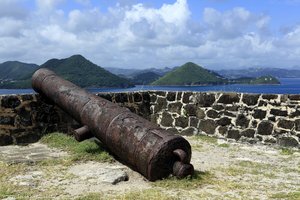 schweres Geschütz auf Fort Rodney