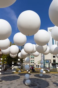 Ballons bei der Hall Of Urbanism in Seoul