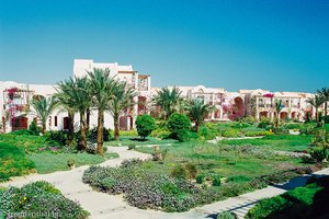 großzügiger Garten des Iberotel Makadi Beach