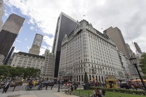 das Plaza Hotel am Grand Army Plaza von New York