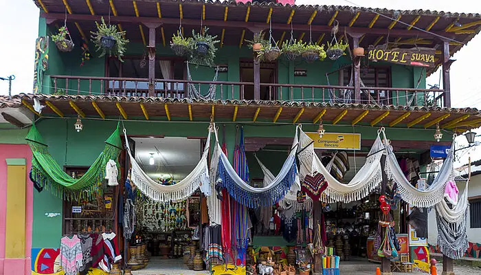 Rundgang durch Ráquira