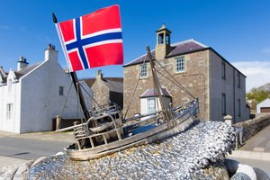 Schiffs-Denkmal bei Scalloway