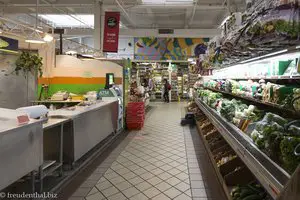 Essex Street Market in New York