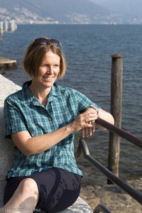 Anne fühlt sich wohl am Lago Maggiore.