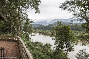 Blick auf den Fluss Nam Khan von unserer Terrasse aus