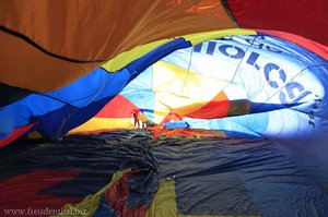 Blick in den noch liegenden Ballon