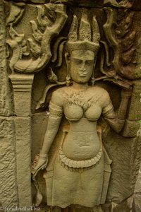 Typisches Relief von Angkor im Ta Prohm Kel