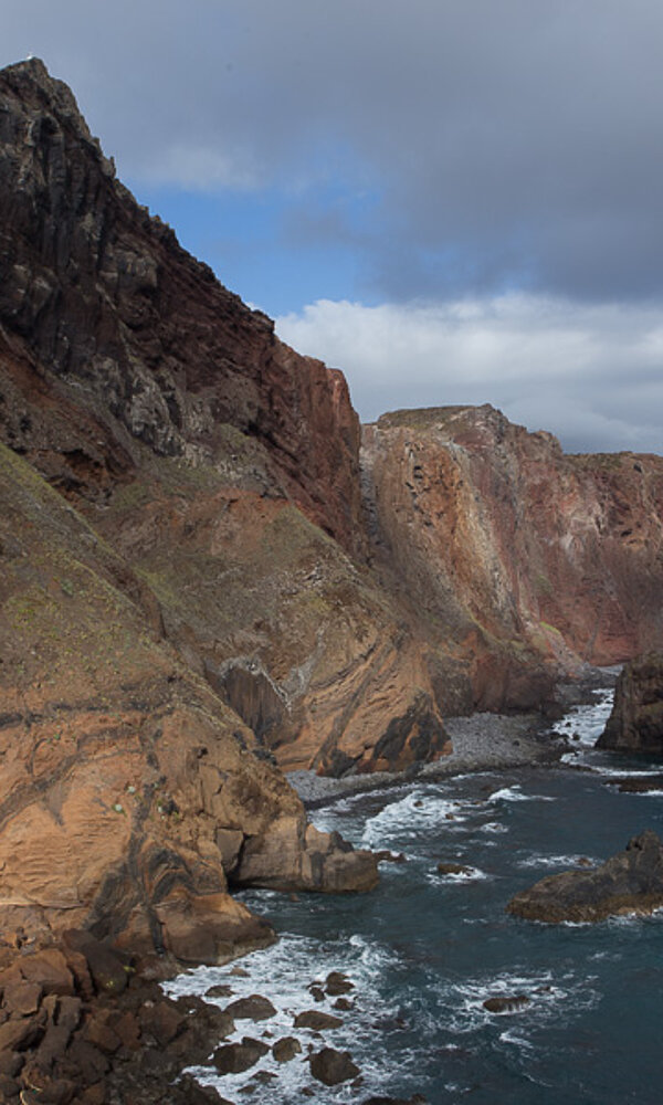 Klippen an der Ponta de São Lourenço
