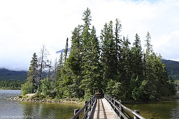 Holzbrücke nach Pyramid Island