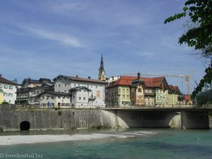 Blick über die Isar zur Altstadt von Bad Tölz