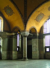 Eckpfeiler im Innern der Hagia Sophia von Istanbul