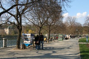 Promenade zwischen der Slawischen Insel und der Karlsbrücke