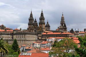 Ausblick im Park Alameda zur Kathedrale von Santiago de Compostela