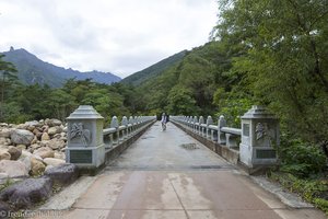 Brücke über das Tal Cheonbuldong