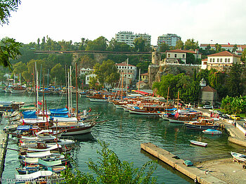 Gulets im alten Hafen von Antalya