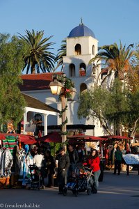 San Diego: Blick von der Old Town zur benachbarten Kirche