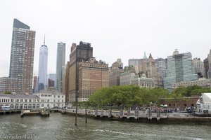 Blick von der Fähre nach Lower Manhattan