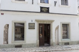 Der Eingang zum Prešeren-Haus