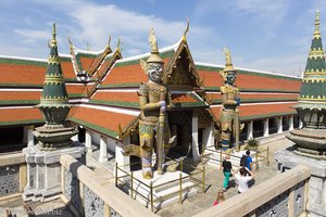 beim Wat Phra Kaeo in Bangkok