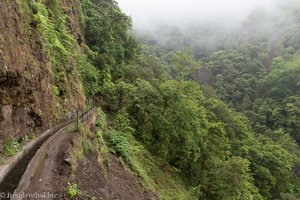 Wanderweg entlang der Levada do Castelejo