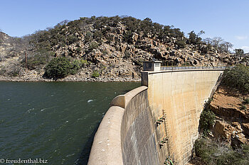Staumauer des Nwanedi Dams