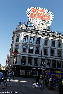 Die berühmte »Freia-Uhr« am Karl Johans gate