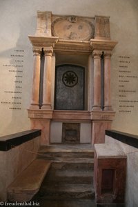 Altar in der Pinkas-Synagoge