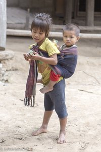 Kinder bei den Lao Loum am Mekong in Laos