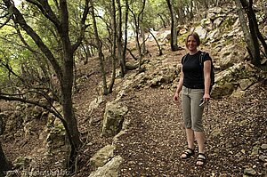 Annette ist startklar für unsere leichte Wanderung ab der Ermita de la Trinitat.