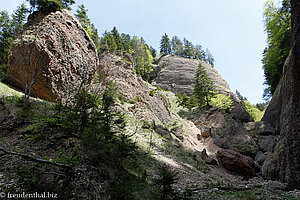 Neckerschlucht oberhalb vom Ofenloch