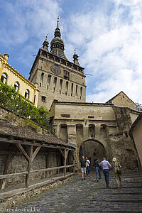 Am Morgen beim Stundturm in Sighisoara