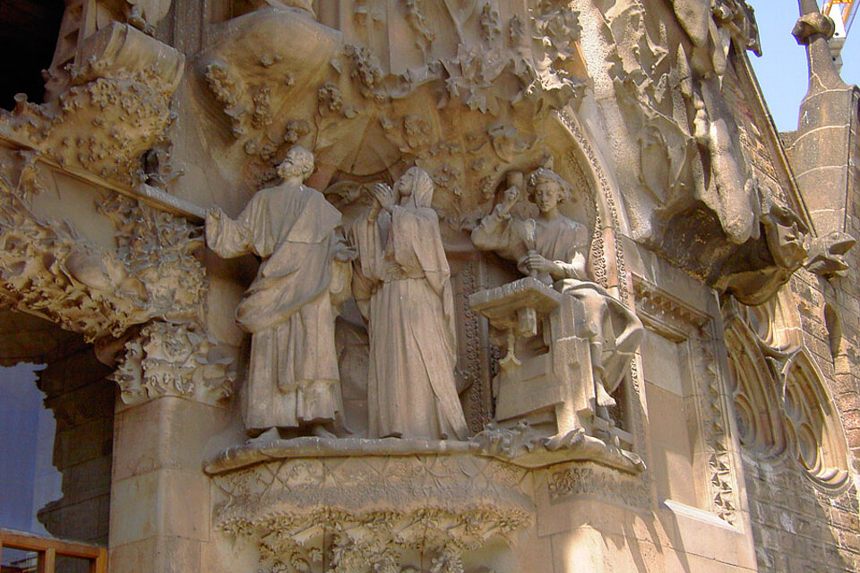 Statuen an der Sagrada Familia in Barcelona