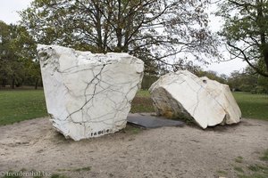 Global Stone des Erwachen aus Europa im Großen Tiergarten