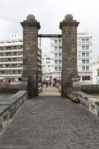 Die Puente de las Bolas - die Kugelbrücke von Arrecife