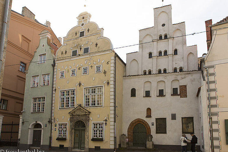 Fassaden der Drei Brüder von Riga