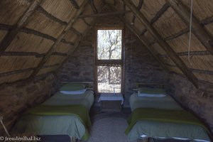 Schlafraum im Oppikant Camp bei Tierfontein