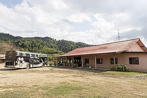 Raststätte bei der Busfahrt nach Vang Vieng