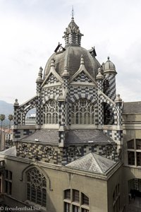 Die Kuppel des Kulturpalasts von Medellín.