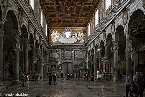 Santa Maria in Aracoeli - Blick zum Altar