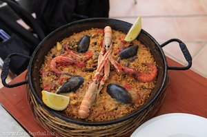 Paella im Restaurant can Toni Moreno in Port des Canonge
