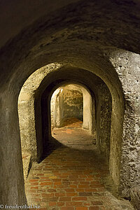 Im komplizierten Tunnelsystem des Castillo San Felipe in Cartagena.