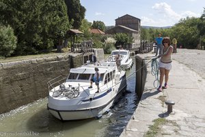 die Schleuse von Trébes am Canal du Midi