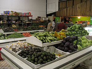 Supermarkt und Obstladen