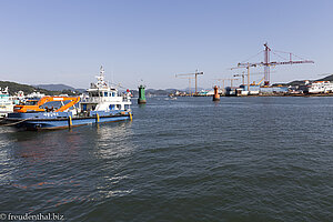 Blick in das große Hafenbecken von Tongyeong