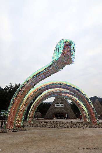 Drache oder Lindwurm beim Freilichtmuseum in Ninh Binh