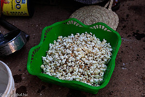 ... und das Popcorn zum Kaffee gemacht ...