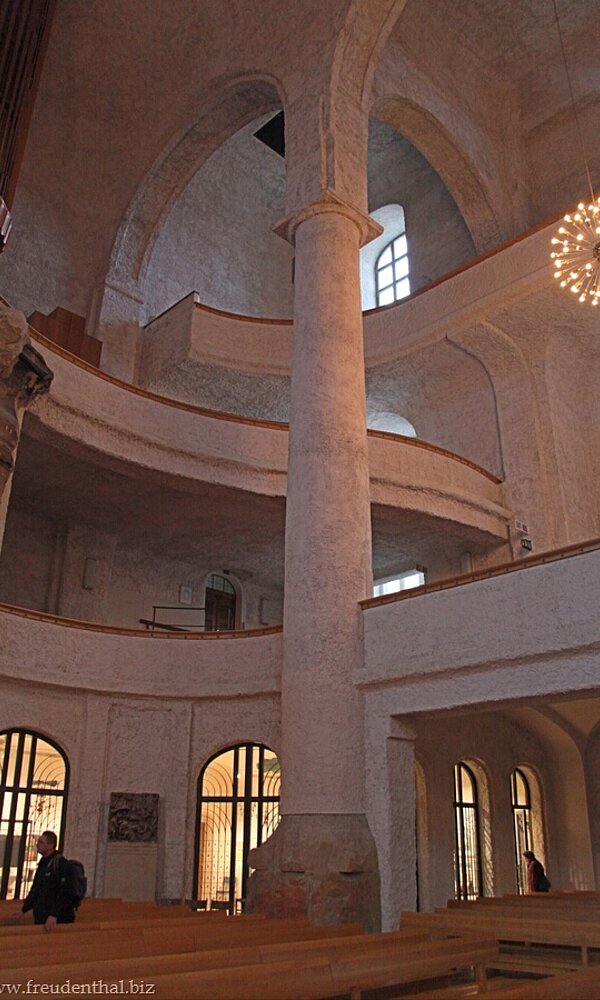 Balkone in der Dresdner Kreuzkirche