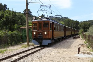 Zug zwischen Sóller und Palma de Mallorca