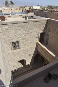 Blick in den Innenhof des Fort von Mirbat