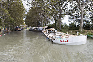 der Hugo hängt ganz schön schief am Canal du Midi